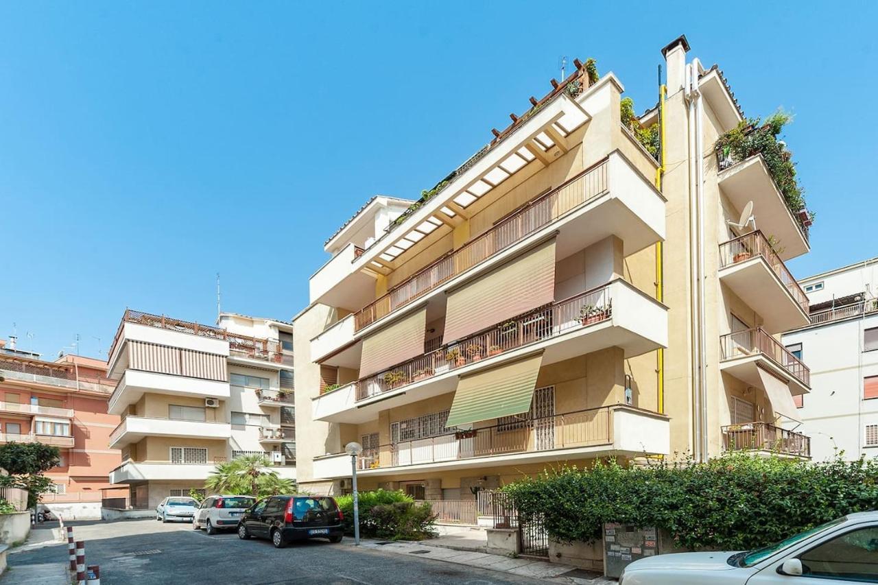 דירות St. Peter - Loft At 50M From Metro מראה חיצוני תמונה